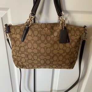 Coach Signature Canvas Remi Stachel